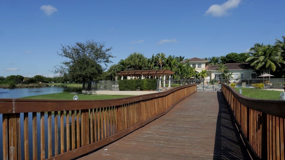 Aventine at Miramar 26204, Miramar (see pics & AVAIL)